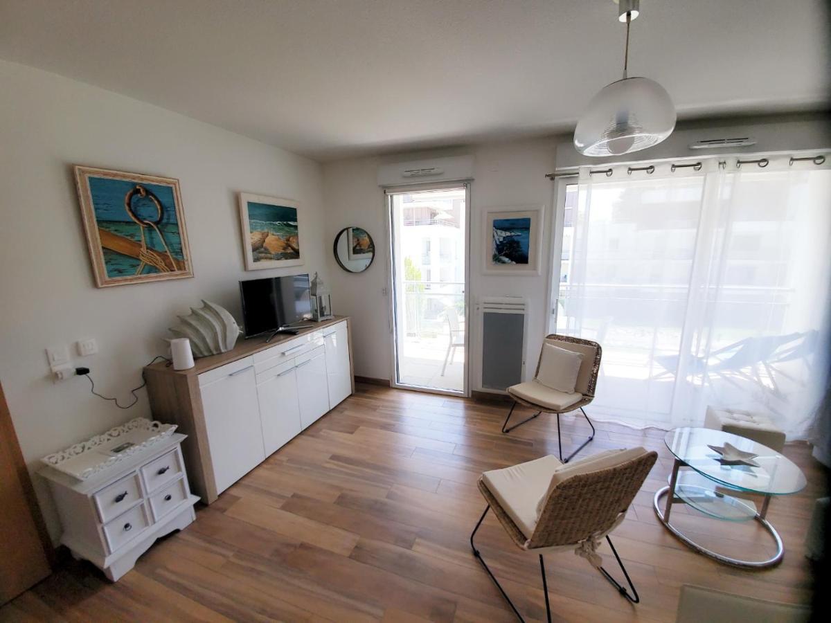 Le Carre Des Sens Apartment ลาโรแชล ภายนอก รูปภาพ