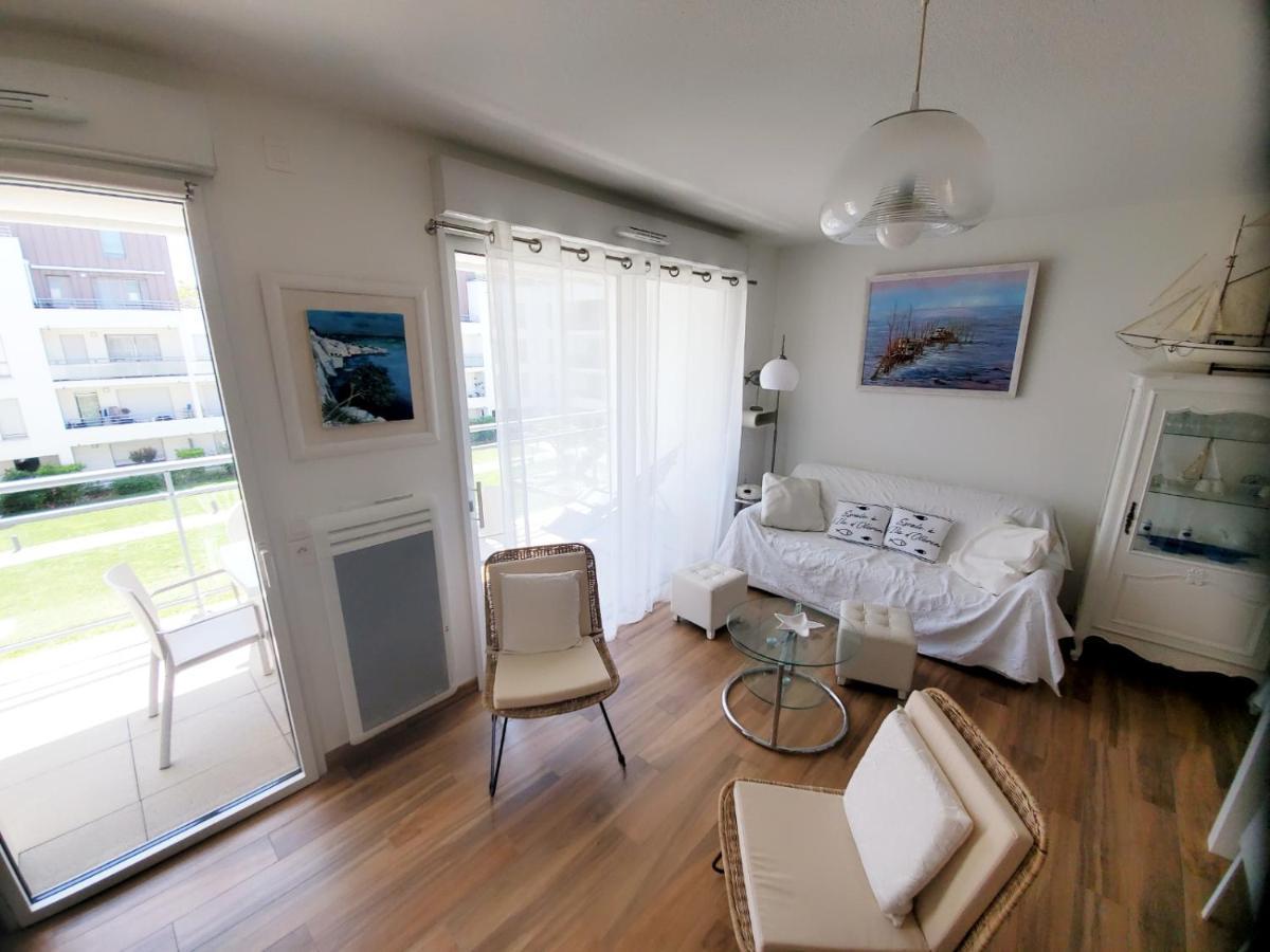 Le Carre Des Sens Apartment ลาโรแชล ภายนอก รูปภาพ