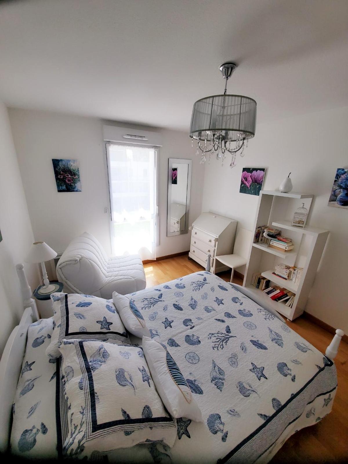 Le Carre Des Sens Apartment ลาโรแชล ภายนอก รูปภาพ